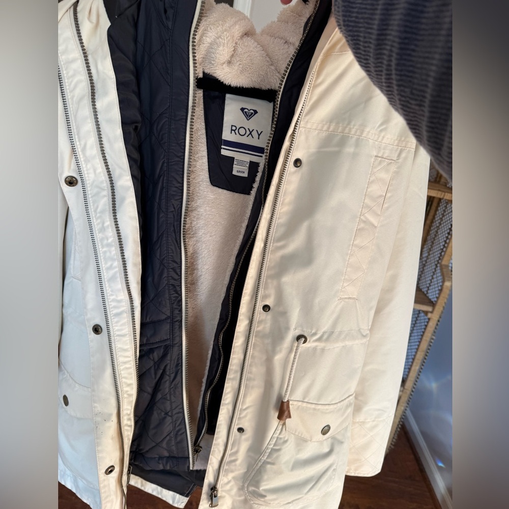 Roxy Snow Jacket - image 4